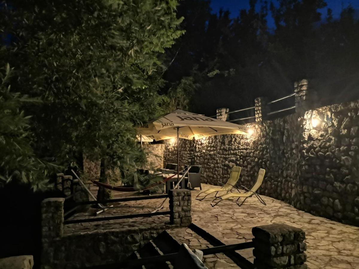 Mila Holiday Home Lohovo Dış mekan fotoğraf